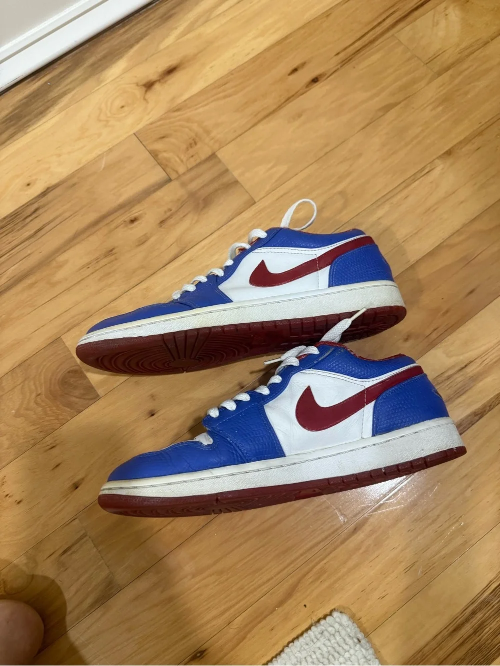 Air Jordan 1 Low retro east side men’s size 9